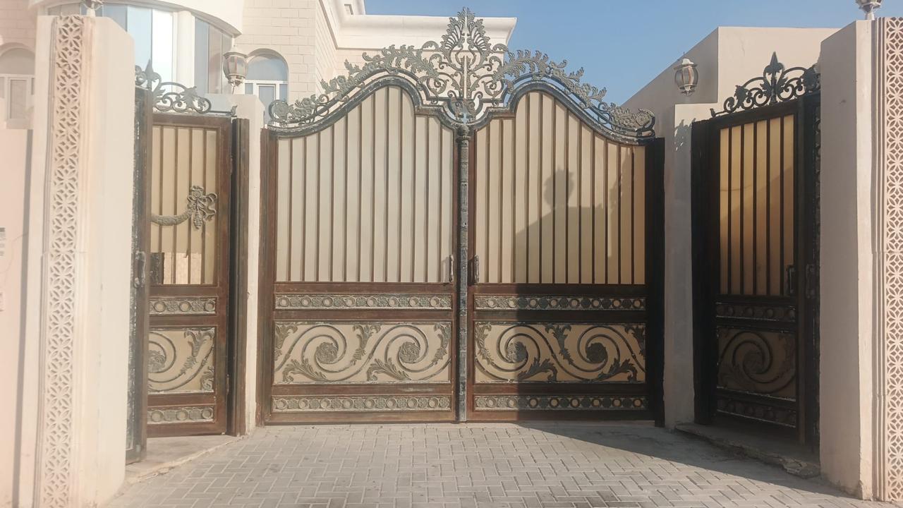 شركة أبواب أوتوماتيكية في أبوظبي . صيانة وتركيب